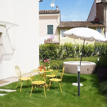 Casetta Di Paola Hébergement de vacances Lucques
